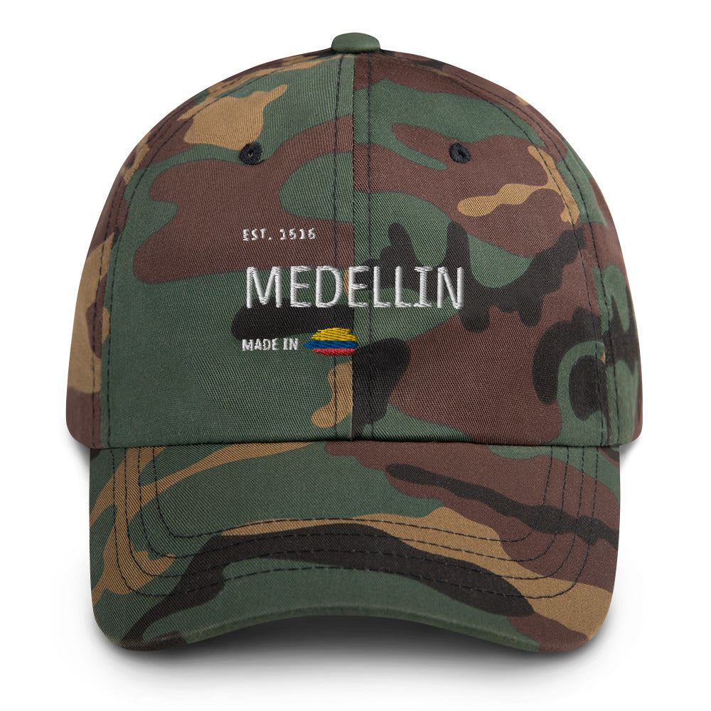 Classic Military style. dad hat featuring 'Medellín' embroidery with 'Made in Colombia' and Colombian flag detail. A stylish and versatile tribute to Medellín’s heritage.