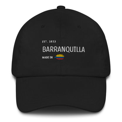 Classic Black dad hat featuring 'Barranquilla' embroidery, with 'Made in Colombia' and a Colombian flag detail. A stylish tribute to Colombia’s vibrant coastal city