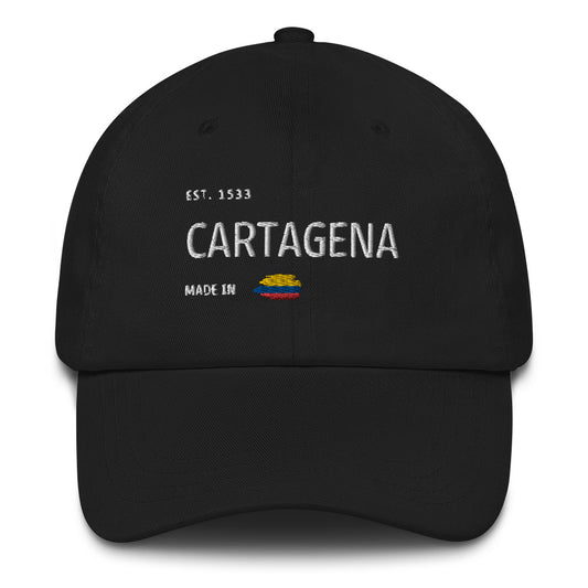 Classic black dad hat featuring 'Cartagena' embroidery with 'Made in Colombia' and Colombian flag detail. A sleek and timeless accessory celebrating Cartagena’s heritage.